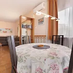 Casa Marron *