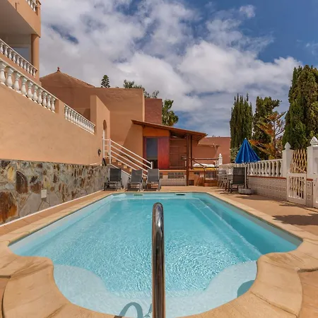 Apartamento Casa Marron