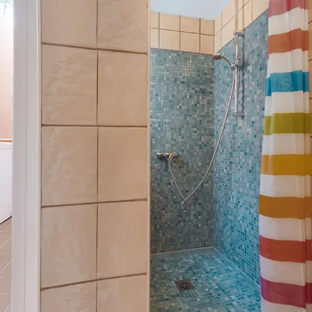 Apartamento Casa Marron